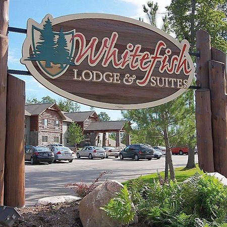 Cross Lake Whitefish Lodge And Suites מראה חיצוני תמונה