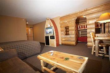 Cross Lake Whitefish Lodge And Suites מראה חיצוני תמונה