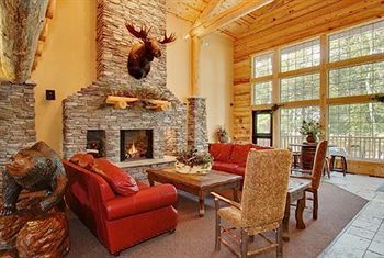 Cross Lake Whitefish Lodge And Suites מראה חיצוני תמונה